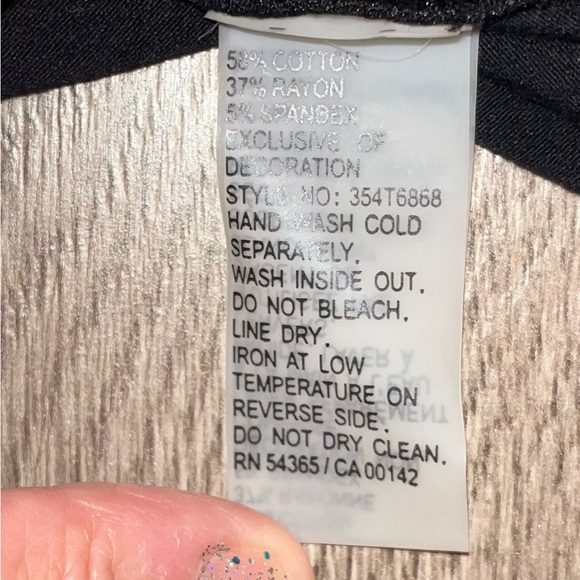 Peter Nygard Black Tank with Beaded Shoulder Accents - Picture 4 of 7